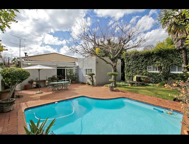 3 BEDROOM HOUSE FOR SALE IN NORWOOD